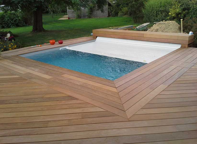 dřevěný bazén zapuštěný